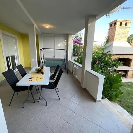 Apartamento Apartment Holiday Zadar *