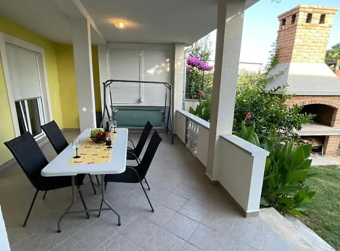 Lägenhet Apartment Holiday Zadar *