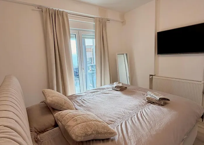 Apartment Holiday Zadar Daire *
