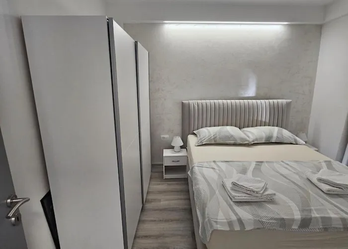 Apartment Holiday Zadar *